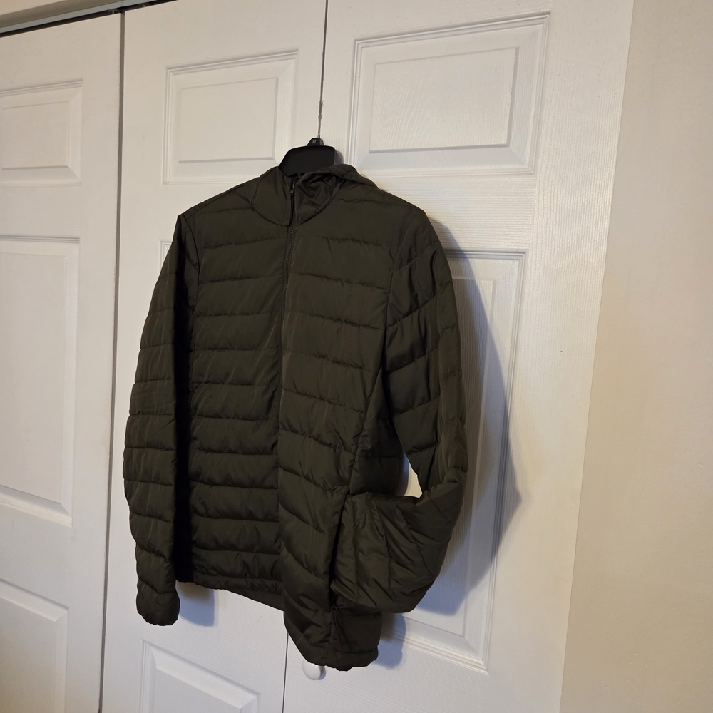 Old Navy Men's Dark Green Puffer Jacket